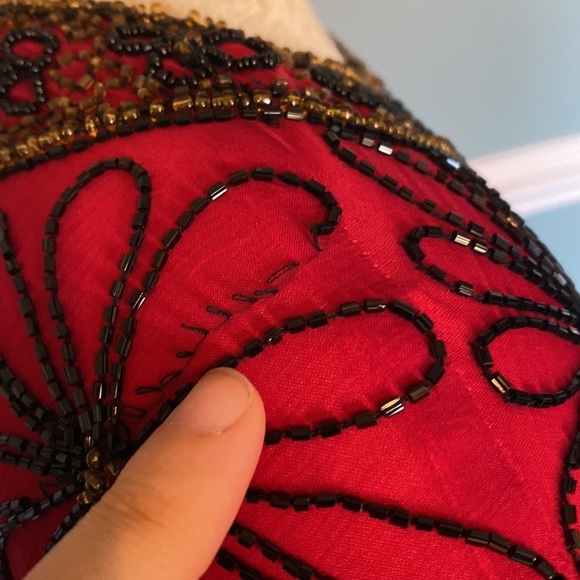 VTG Adrianna Papell Evening Essentials Beaded Top Size XL Floral Red Black Silk - Picture 6 of 11